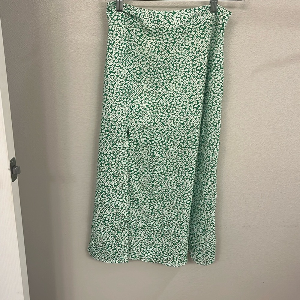 Women’s skirt